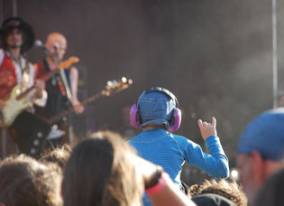 Festivalbarn på Sweden Rock.