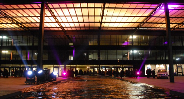 Malmö Arena är invigd.