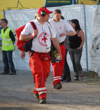 Sjukvårdare på festival.