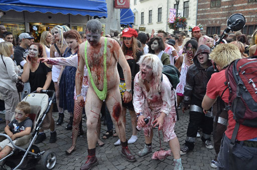 Zombie Walk på Malmöfestivalen.